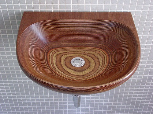 drewno w łazience